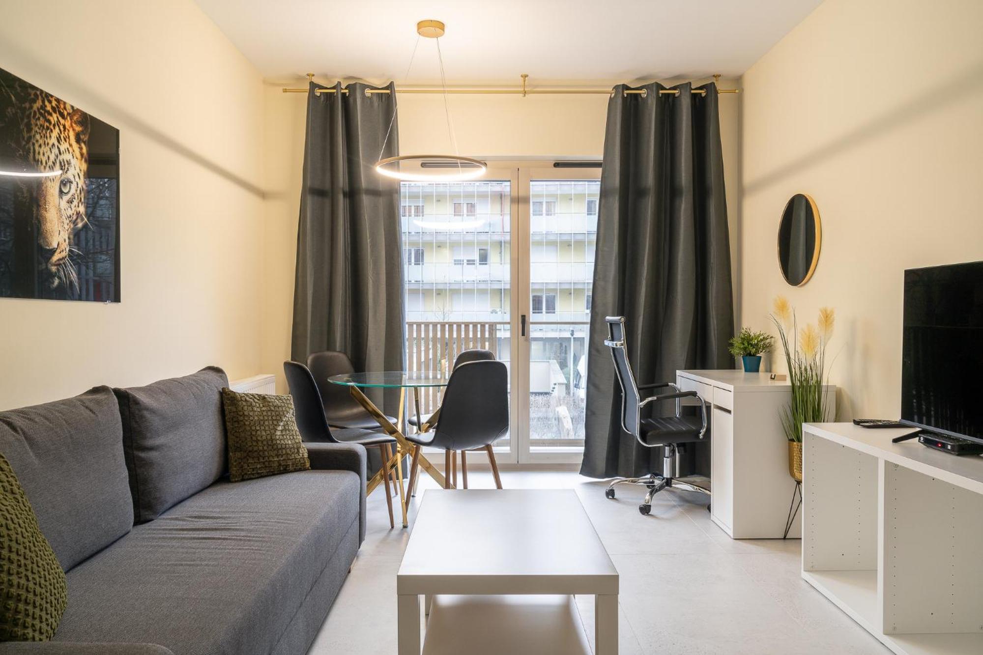 Rentplanet - Czysta Apartment Breslau